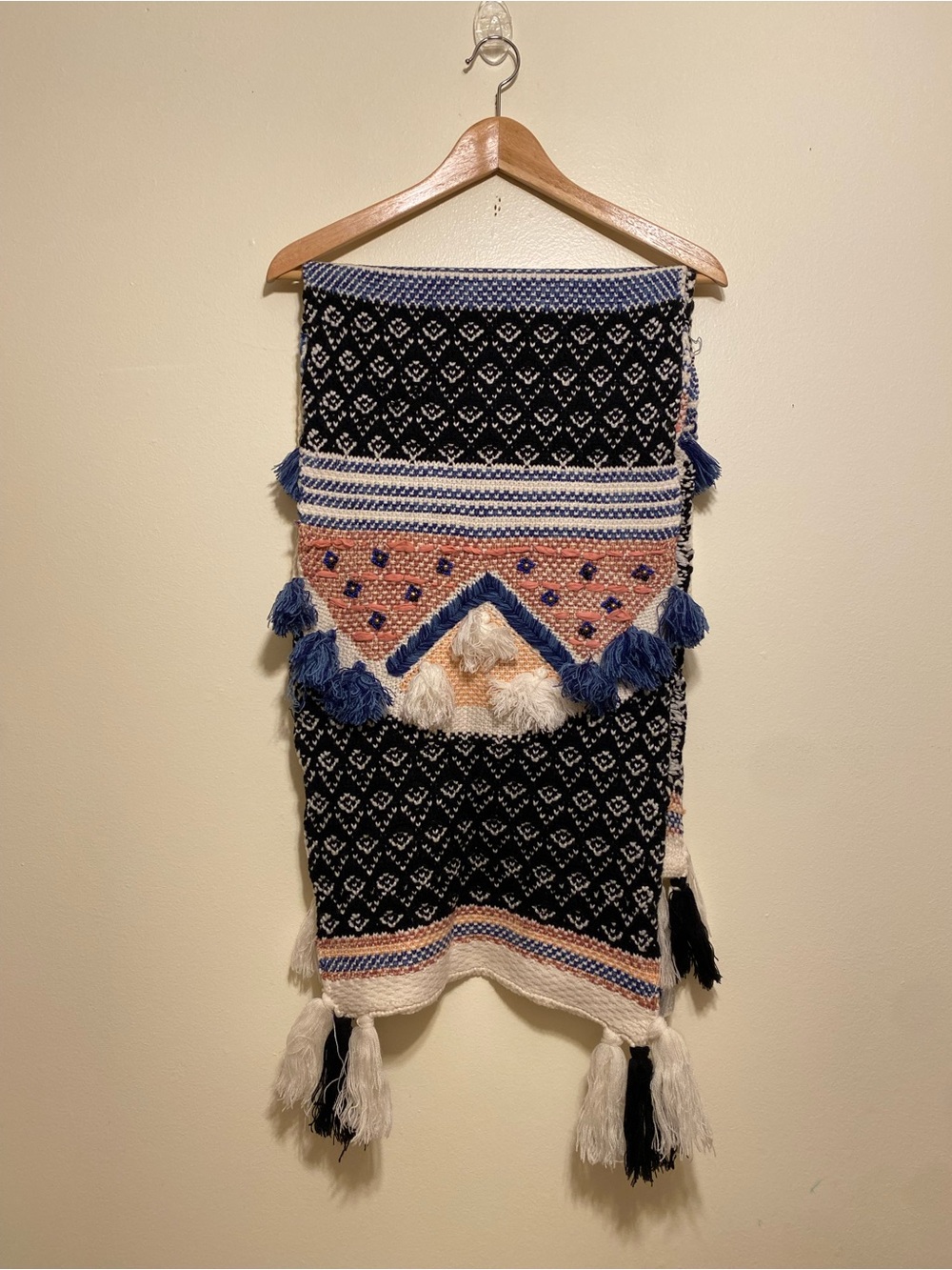 Anthropologie HelloHydrangea Navy, Cream & Peach Knit Tassel Scarf . New